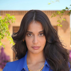 Берил Каяр в роли Нида Кордаглы — сериал Преемник: зов предков