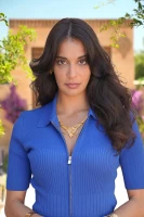 Постер из сериала Преемник: зов предков